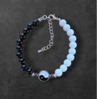 Black and White Yin Yang Beaded Bracelet, Natural Stone Onyx, Adjustable Chain - Image 2